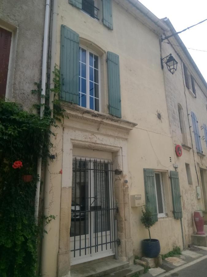Maison De Village Provencal Vallabrègues Exteriér fotografie